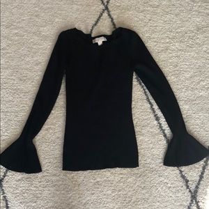Bell sleeve stretchy top